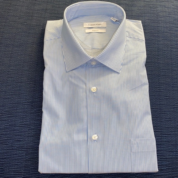 Calvin Klein Dress Shirt - Picture 2 of 5